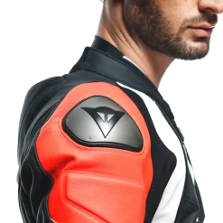Dainese AVRO 4 LEATHER 2PCS SUIT BLACK-MATT/FLUO-RED/WHITE