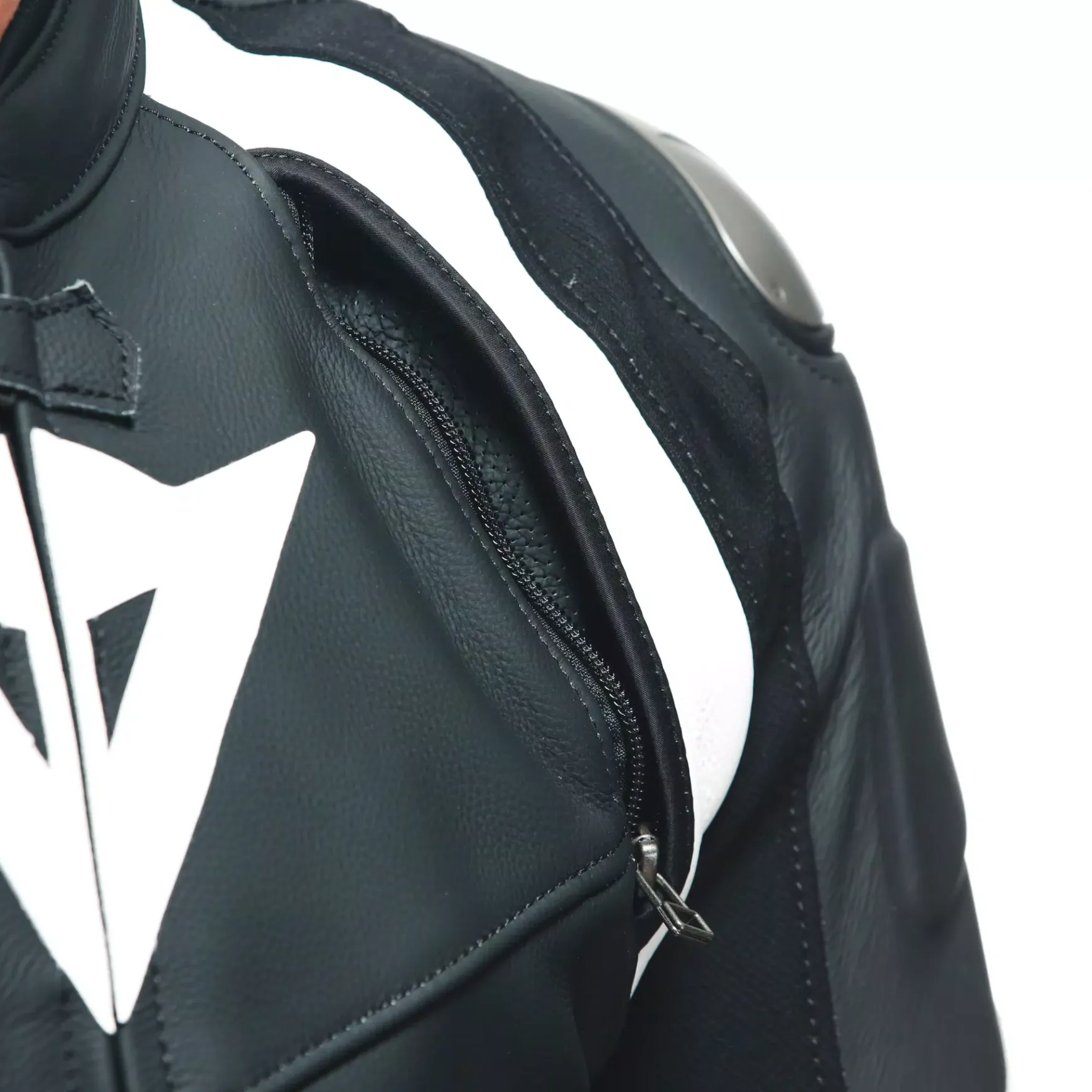 Dainese AVRO 4 LEATHER 2PCS SUIT S/T BLACK-MATT/BLACK-MATT/WHITE Hot
