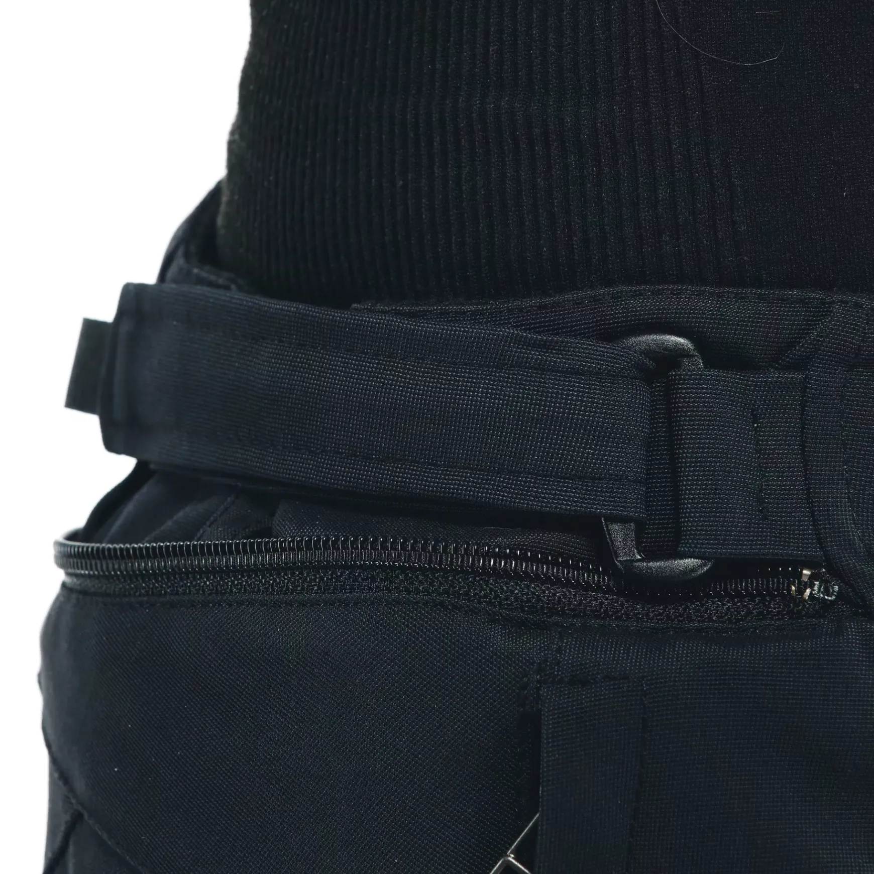 Dainese CARVE MASTER 3 GORE-TEX® PANTS BLACK/LAVA-RED Discount