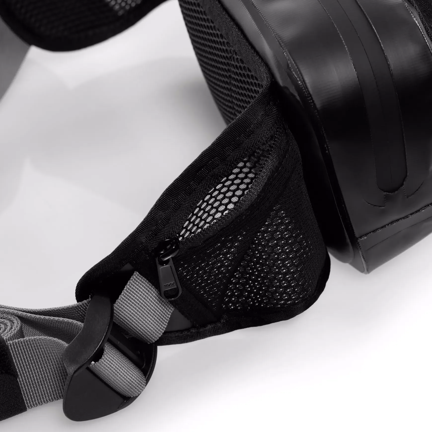 Dainese EXPLORER WAIST BAG 1.8L BLACK Clearance