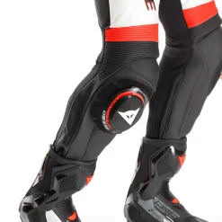 Dainese LAGUNA SECA 6 - EINTEILIGER PERFORIERTER LEDERANZUG HERREN BLACK/WHITE/RED-FLUO Hot