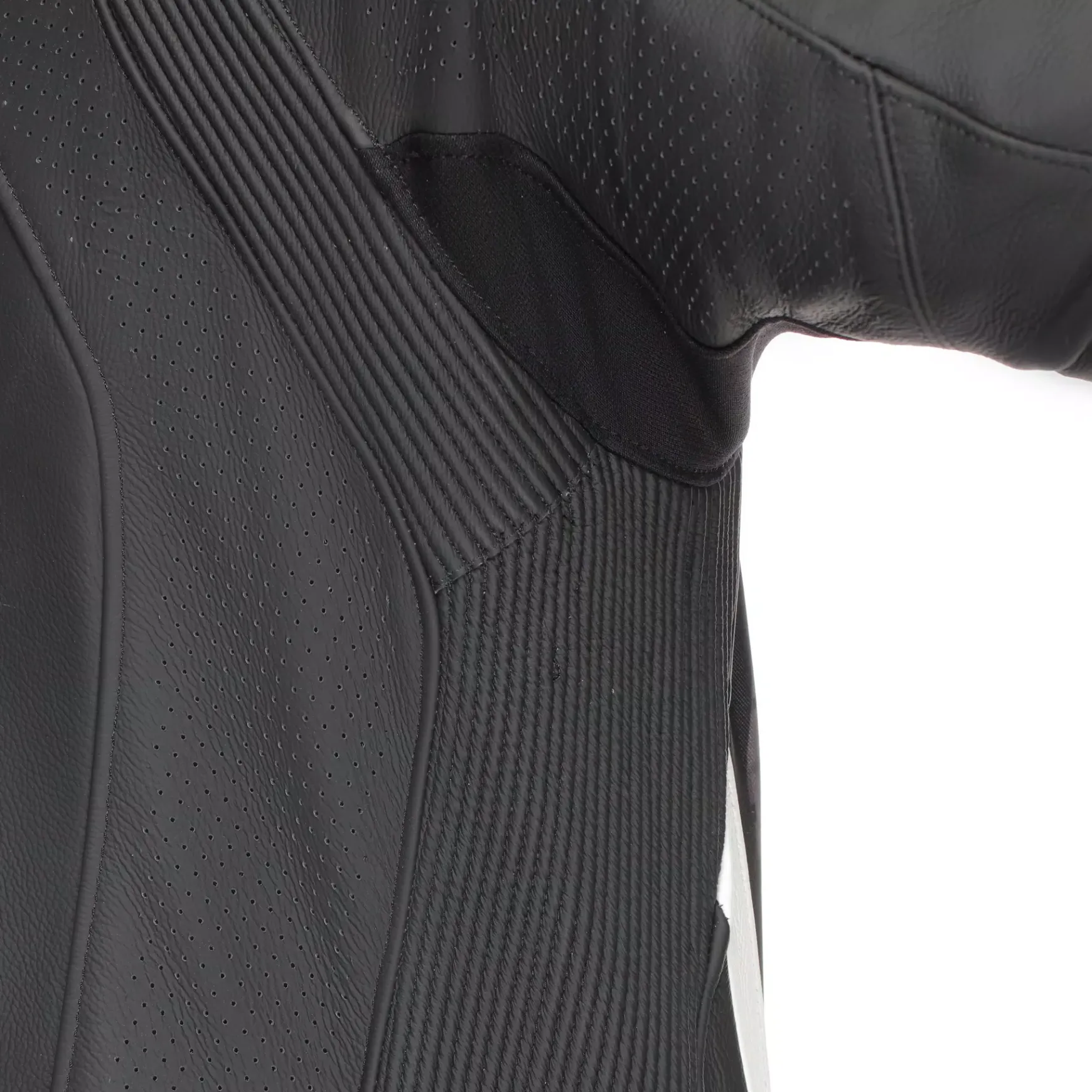Dainese LAGUNA SECA 6 - EINTEILIGER MOTORRADANZUG AUS PERFORIERTEM LEDER HERREN - GRÖSSE SHORT/TALL (S/T) BLACK/WHITE/ANTHRACITE