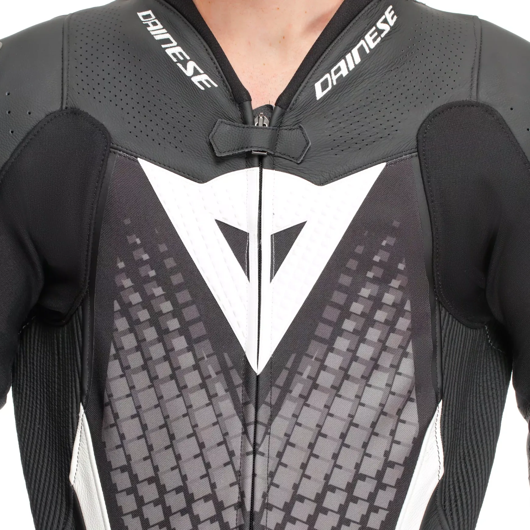 Dainese LAGUNA SECA 6 - EINTEILIGER MOTORRADANZUG AUS PERFORIERTEM LEDER HERREN - GRÖSSE SHORT/TALL (S/T) BLACK/WHITE/ANTHRACITE