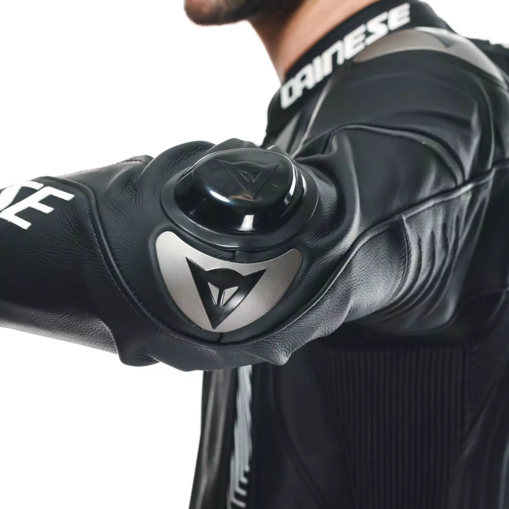 Dainese LAGUNA SECA 5 2PCS LEATHER SUIT PERF. BLACK/BLACK/WHITE