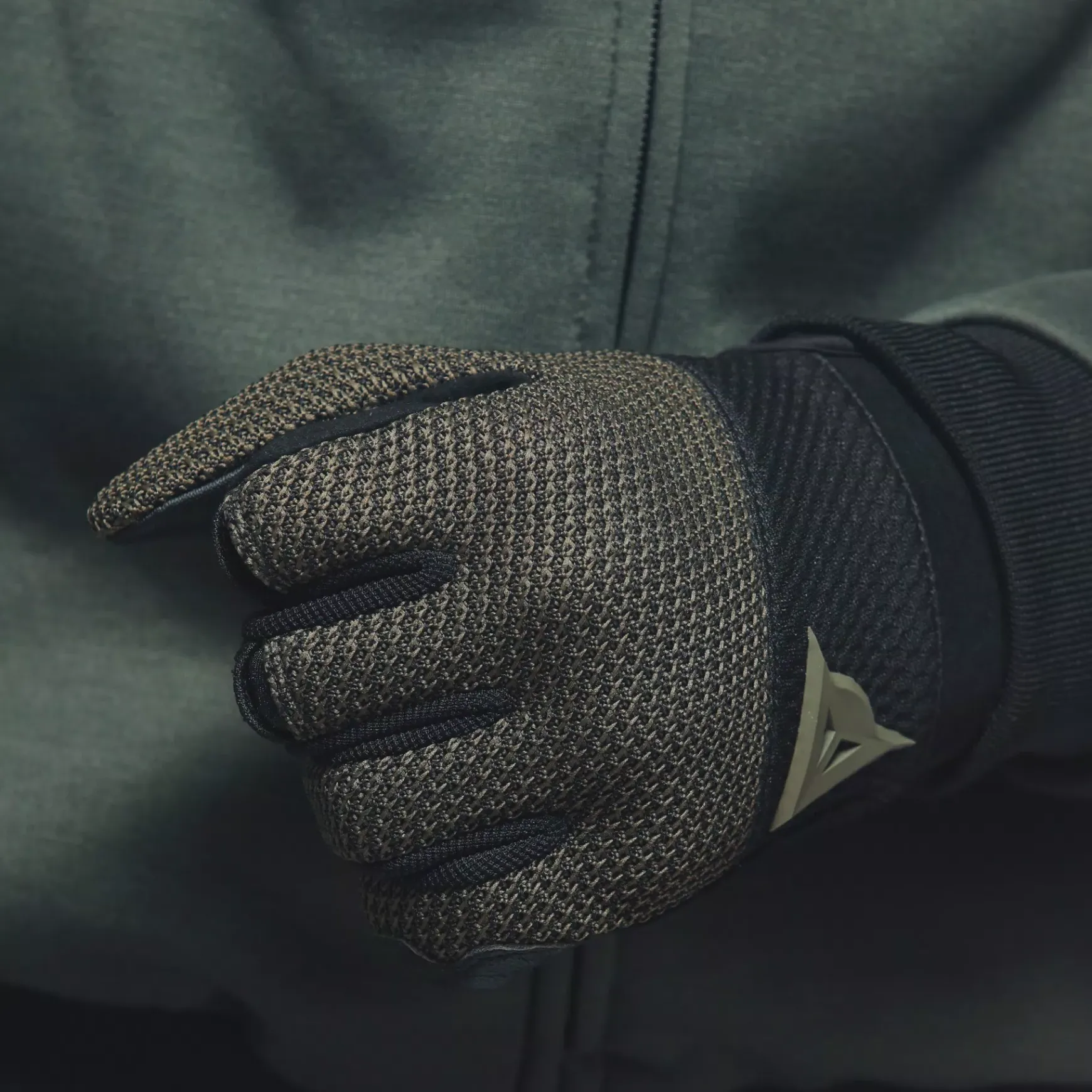 Dainese TORINO GLOVES BLACK/GRAPE-LEAF Best