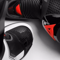 Dainese TORQUE 4 - RACING- UND STRASSENSTIEFEL DAMEN BLACK/WHITE/RED-FLUO Outlet
